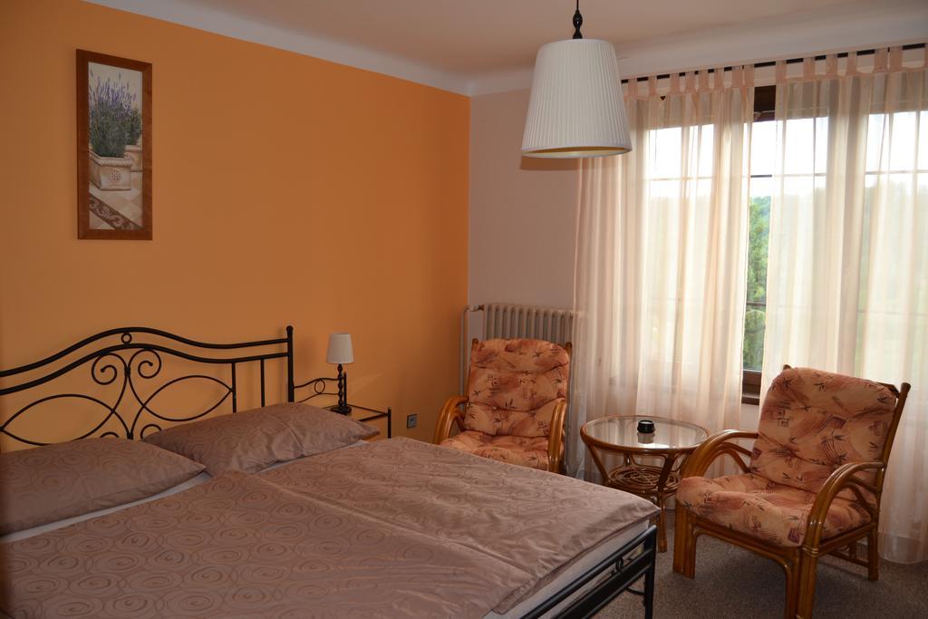 Pension Betty Tábor Exterior foto